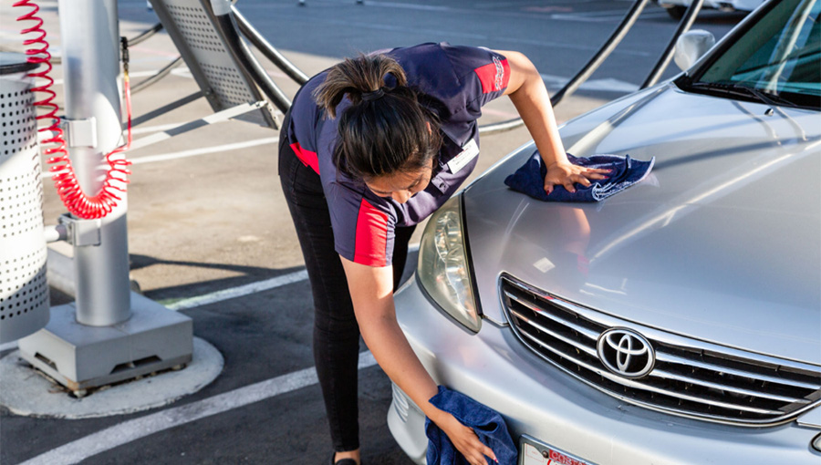 Free vacuum use at Fred's Car Wash North in Willimantic, CT